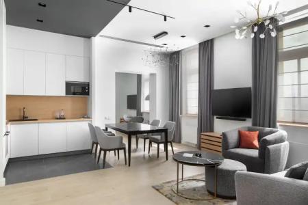 The Basilian Minsk, Curio Collection By Hilton - 132