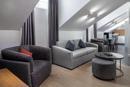 The Basilian Minsk, Curio Collection By Hilton - 127
