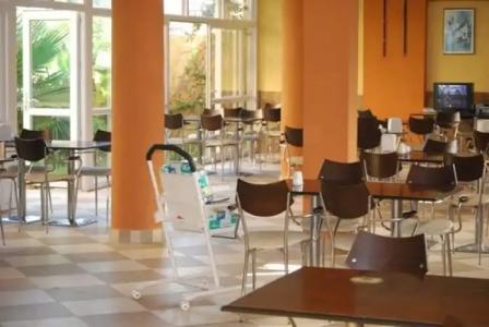 Sun Side Family - 11