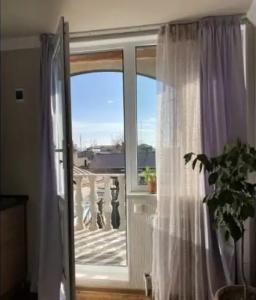 Madoyan Guest House - 0