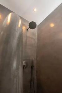 Caldera Cliff Illusion Suites - 15