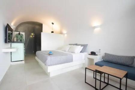 Caldera Cliff Illusion Suites - 57