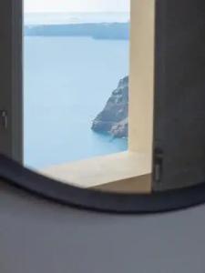 Caldera Cliff Illusion Suites - 121