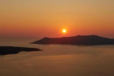 Caldera Cliff Illusion Suites - 43