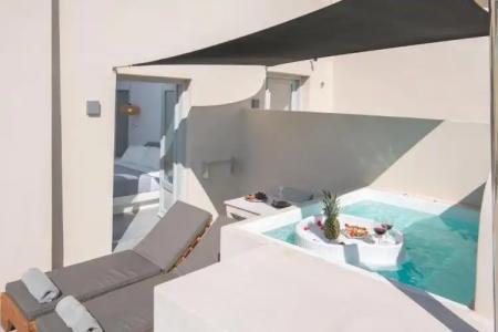 Caldera Cliff Illusion Suites - 75