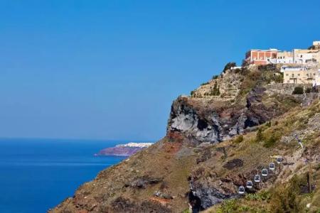 Caldera Cliff Illusion Suites - 44