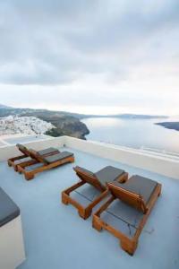 Caldera Cliff Illusion Suites - 24
