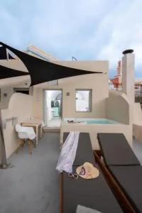 Caldera Cliff Illusion Suites - 50