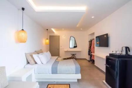 Caldera Cliff Illusion Suites - 94