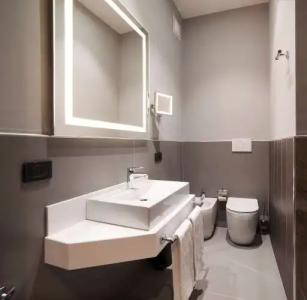 Radisson Nola Naples - 31