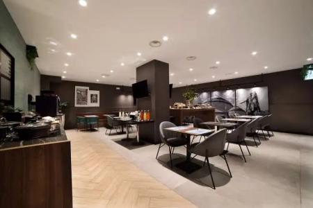 Radisson Nola Naples - 19