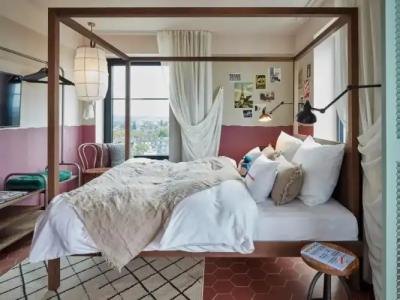 25Hours Duesseldorf Das Tour - 36