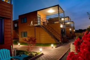 kshchichki Polyanite Tourist base, Sinemorets