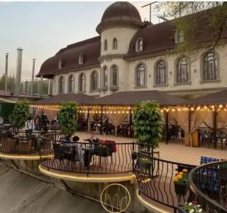 Riverside Boutique - 2