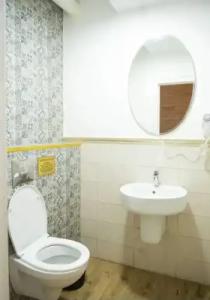 Riverside Boutique - 8