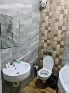 Riverside Boutique - 13