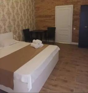 Riverside Boutique - 9