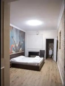 Riverside Boutique - 5