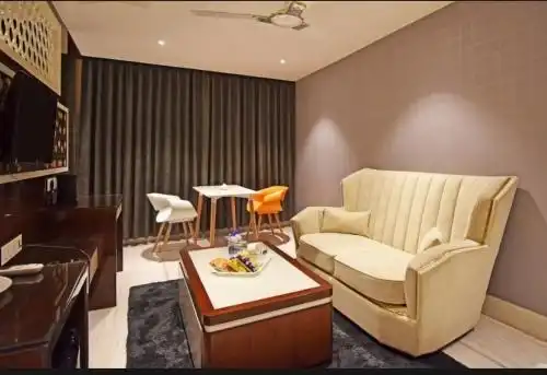 Tahoura International - 12