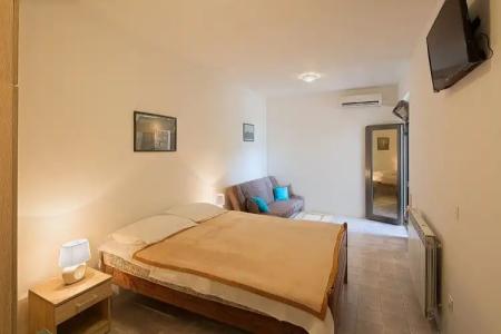 Madra Rooms and Apartments - 76