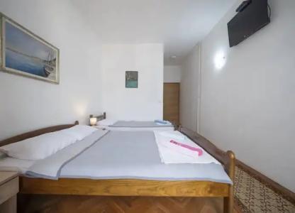 Madra Rooms and Apartments - 21