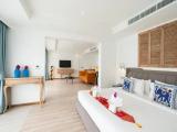 1 Bedroom Royal Double Suite with balcony and with sea view