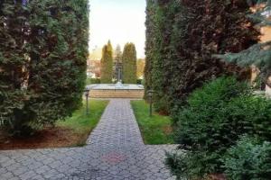 Jrvej Plaza Hotel, Yerevan