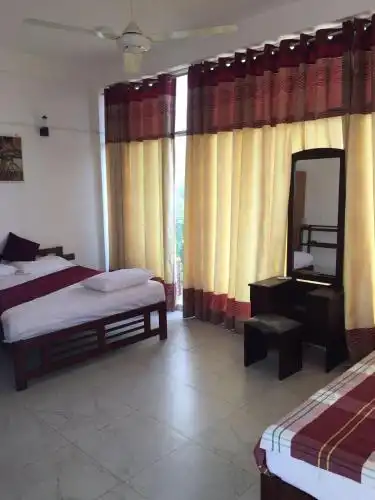 Queen Star Beach Resort - 2