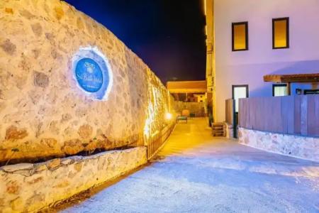 Su Butik Kalkan - 50