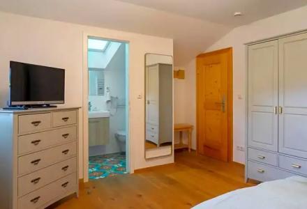 Ziegleder und Beautyfarm - 3