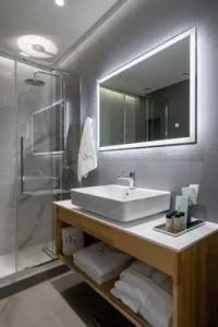 Athens Hill Luxury Apartments - 20