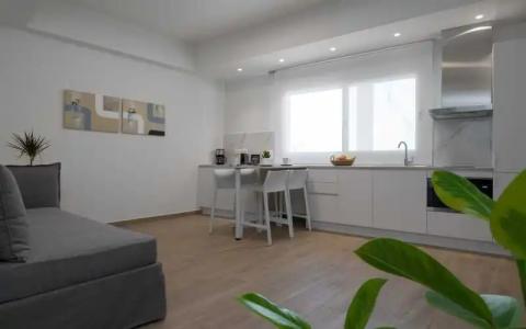 Athens Hill Luxury Apartments - 102