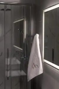 Athens Hill Luxury Apartments - 9