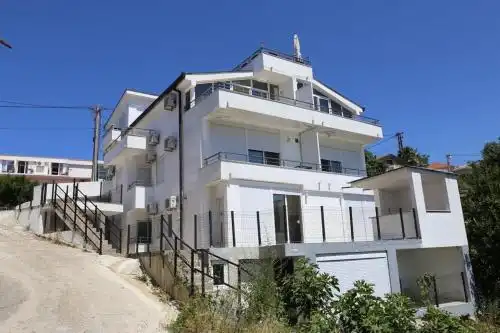 Britannia Apartments - By The KALAJA And Small Beach - 12