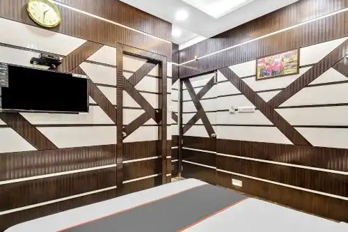 Collection O 86328 Margaret - 12