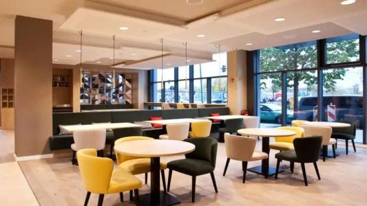 Hampton by Hilton Munich Airport South - 21