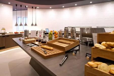 Hampton by Hilton Munich Airport South - 10