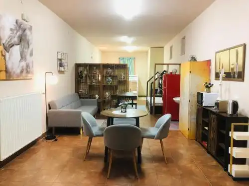 Apollo Inn - 64