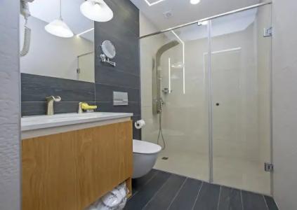 Cartez by Horizons, - 111