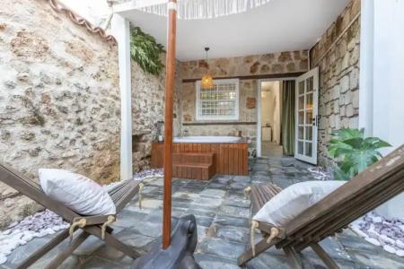 Castle Inn Boutique - 100