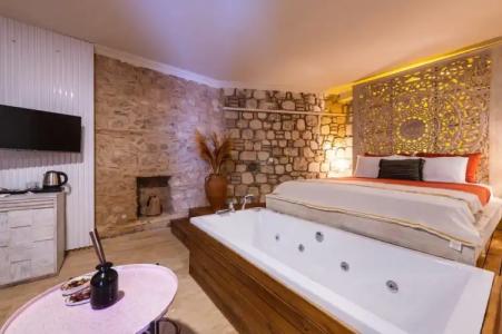 Castle Inn Boutique - 46