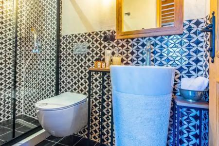 Kassandra Heritage Boutique-hotel - 25