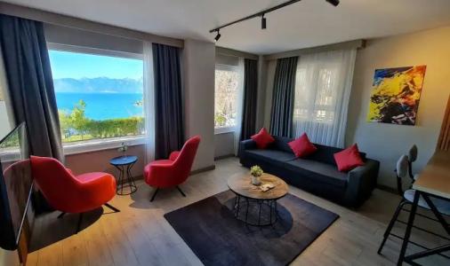 Letstay Panorama Suites - 107