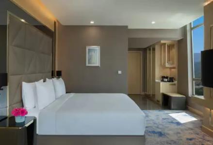 DoubleTree by Hilton - 62