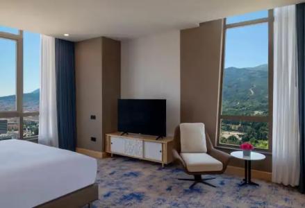 DoubleTree by Hilton - 67