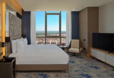 DoubleTree by Hilton - 65