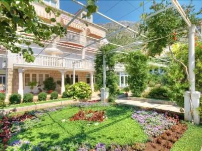 Apartments & Rooms Čakelić - 0