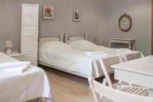 Narkissos 'Superb', Chania Town