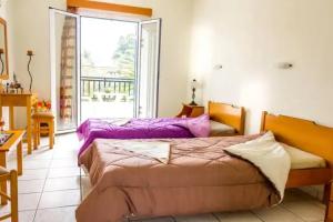 Prokopis Studios, Laganas