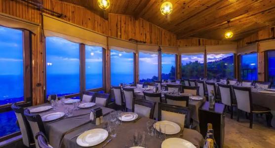 Assos Kartal Yuvasi Boutique - 12